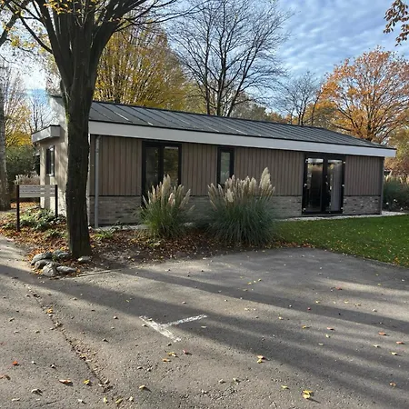 Tjill 6 Pers Loonse En Drunense Duinen En Efteling * カーツスフーフェル